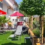 U8 Apartmanhaz Vonyarcvashegy