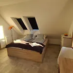 Apartment U8 Apartmanhaz Vonyarcvashegy