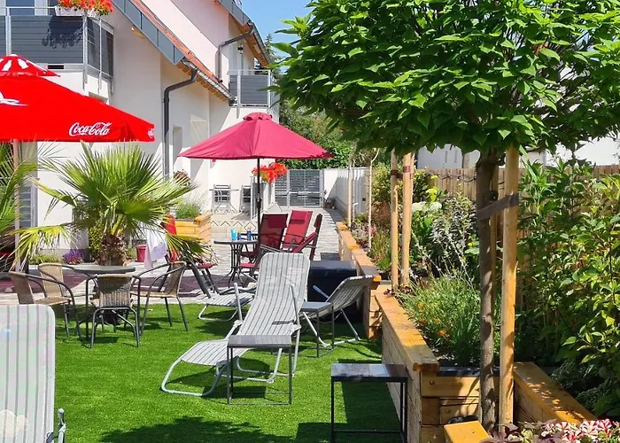 U8 Apartmanhaz Vonyarcvashegy